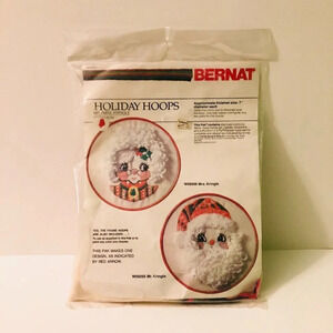 Vtg 1979 Bernat Holiday Hoops Christmas Stitchery Kit Mr Mrs Kringle  Santa